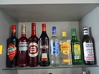 Partij sterke dranken - afbeelding 2 van  7