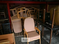 Partij stoelen met armleuning - afbeelding 1 van  7