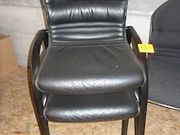 Partij stoelen - afbeelding 3 van  3