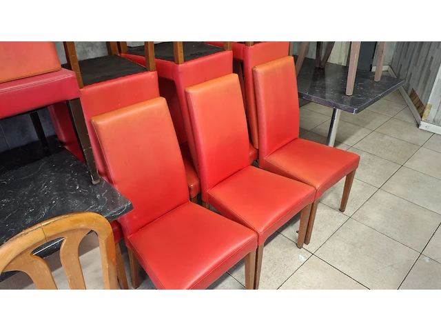 Partij stoelen - afbeelding 1 van  4