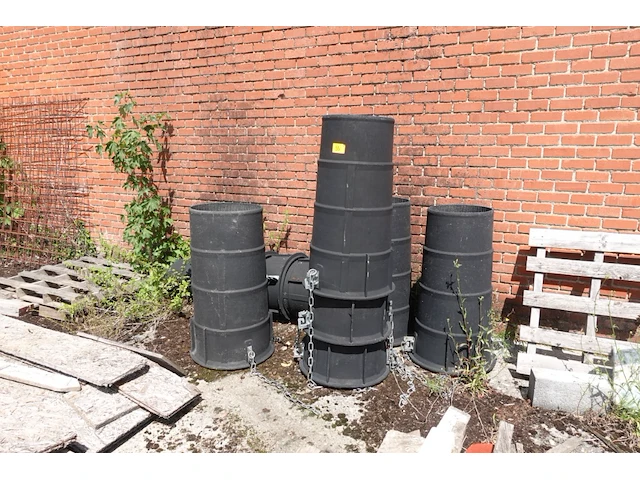 Partij stortkokers - afbeelding 2 van  2
