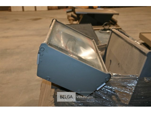 Partij straatverlichting - afbeelding 3 van  5