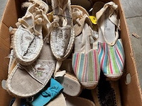 Partij strandsandalen - afbeelding 1 van  2