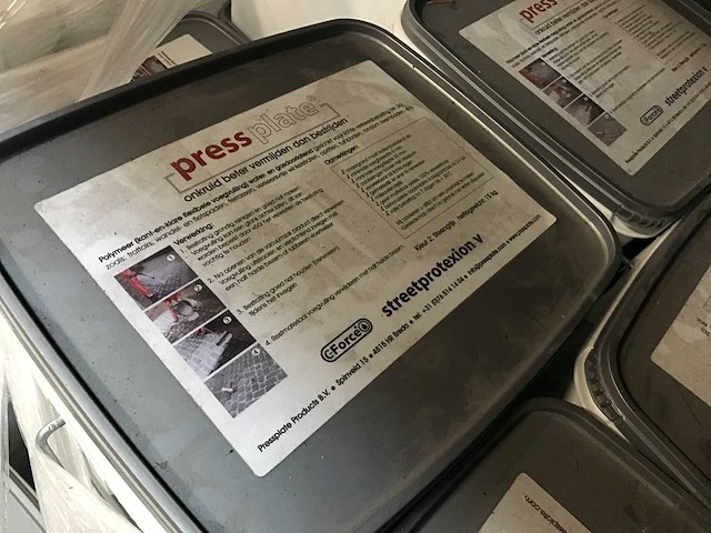 Partij streetprotection voegmiddel 5 paletten - afbeelding 13 van  15