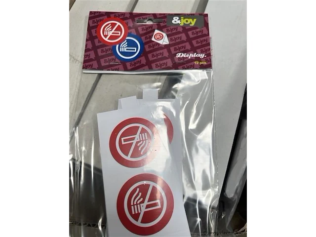 Partij tafel displaysets, roken - afbeelding 1 van  3