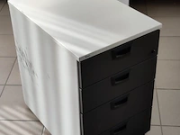 Partij tafels en ladenblokken - afbeelding 3 van  4