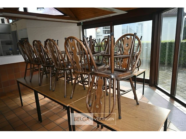 Partij tafels + stoelen - afbeelding 2 van  8