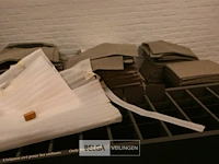 Partij tapijttegels