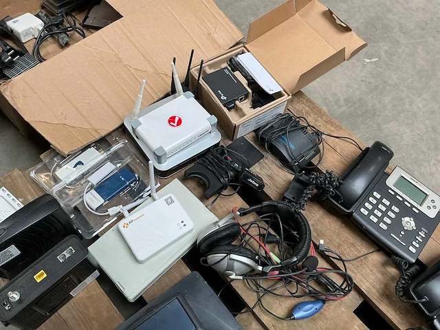 Partij telefoons - afbeelding 6 van  8