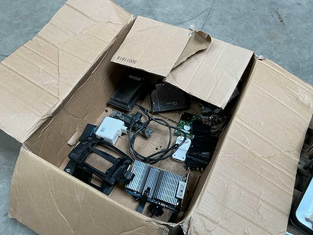 Partij telefoons - afbeelding 8 van  8
