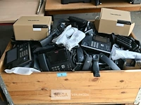 Partij telefoons - afbeelding 1 van  2