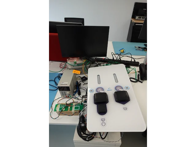 Partij testapparatuur - afbeelding 1 van  5