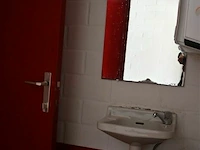 Partij toiletten en urinoirs - afbeelding 8 van  9