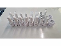 Partij topcoat en nailart gel pns - afbeelding 1 van  1