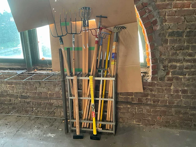 Partij tuin handgereedschap en gereedschap met steel - afbeelding 7 van  14