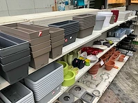 Partij tuinpotten en toebehoren - afbeelding 3 van  13