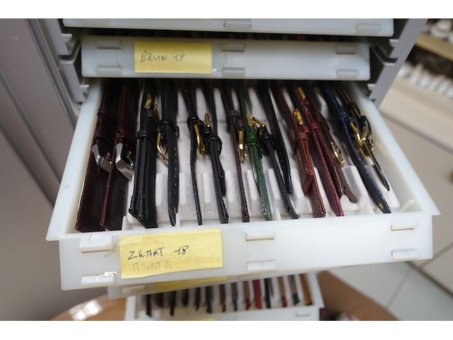 Partij uurwerkbandjes - afbeelding 13 van  16