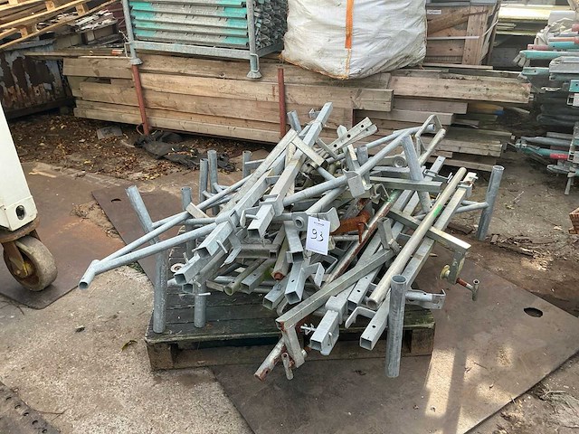 Partij valbeveiliging gegalvaniseerde steunen - afbeelding 2 van  3