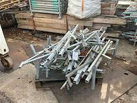 Partij valbeveiliging gegalvaniseerde steunen - afbeelding 2 van  3