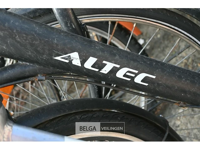 Partij van 10 diverse fietsen - afbeelding 4 van  6