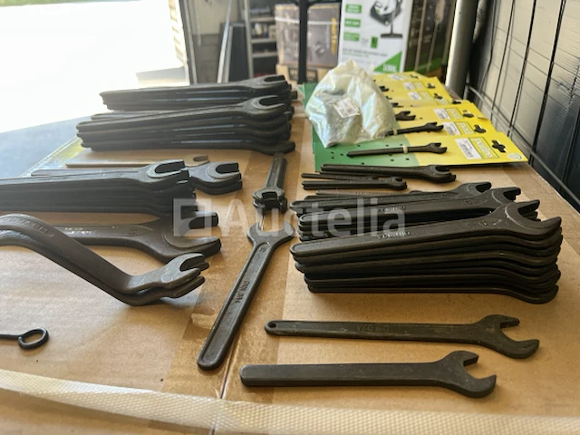Partij van 67 machine sleutels 6-38 mm - afbeelding 2 van  5