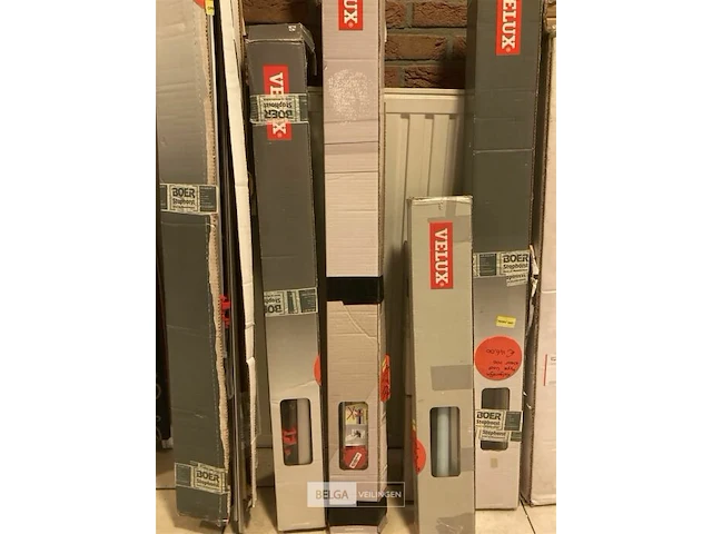 Partij velux rolgordijnen diverse soorten en afmetingen - afbeelding 3 van  3