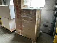 Partij ventilatie roosters en buisisolatie - afbeelding 1 van  7