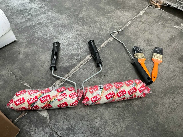 Partij verfborstels en rollen - afbeelding 2 van  3