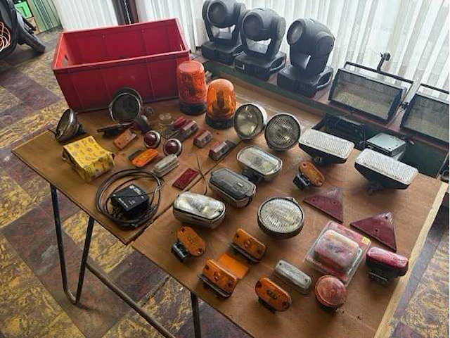 Partij verlichting - car lighting - afbeelding 2 van  6