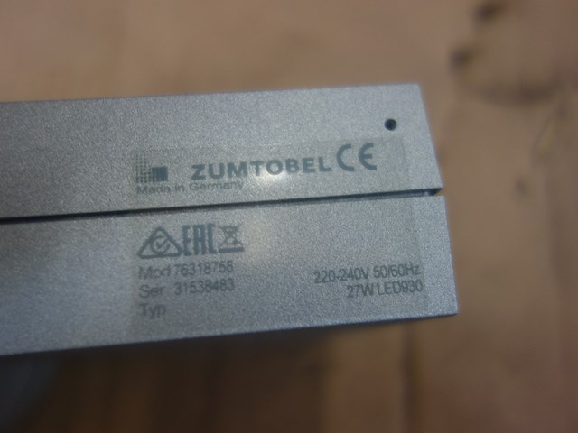 Partij verlichting zumtobel - afbeelding 3 van  7