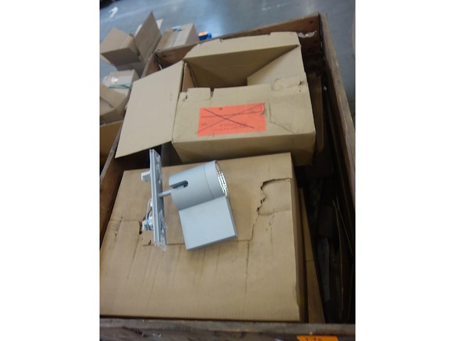 Partij verlichting zumtobel - afbeelding 7 van  7