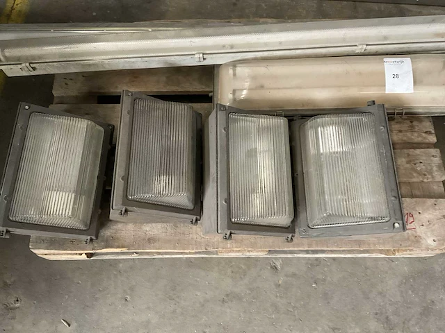 Partij verlichting - afbeelding 2 van  4
