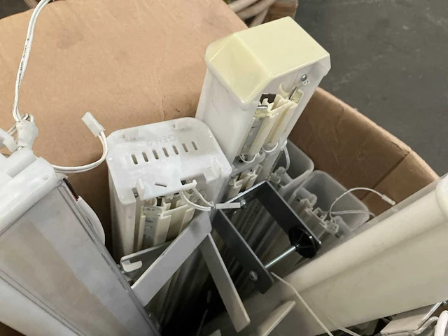 Partij verlichting - afbeelding 4 van  5