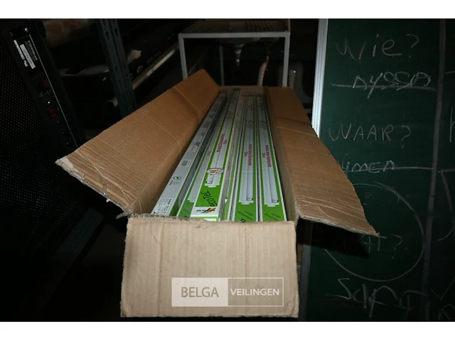 Partij verlichtingsarmaturen - afbeelding 2 van  5