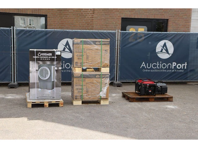 Partij verschillende generatoren 5stuks en ventilator 1stuk - afbeelding 1 van  1