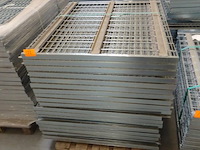 Partij versterkte metalen draadlegborden - afbeelding 2 van  3