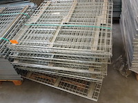 Partij versterkte metalen draadlegborden - afbeelding 2 van  2