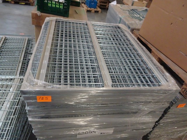 Partij versterkte metalen draadlegborden - afbeelding 3 van  3