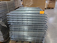 Partij versterkte metalen draadlegborden - afbeelding 1 van  5