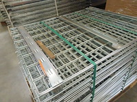 Partij versterkte metalen draadlegborden - afbeelding 4 van  5