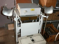 Partij vintage doktersapparatuur - afbeelding 3 van  10