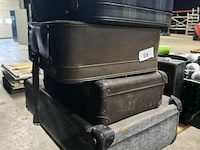 Partij vintage koffers - afbeelding 2 van  4
