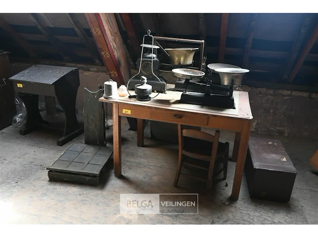 Partij vintage weeggereedschap - afbeelding 1 van  9