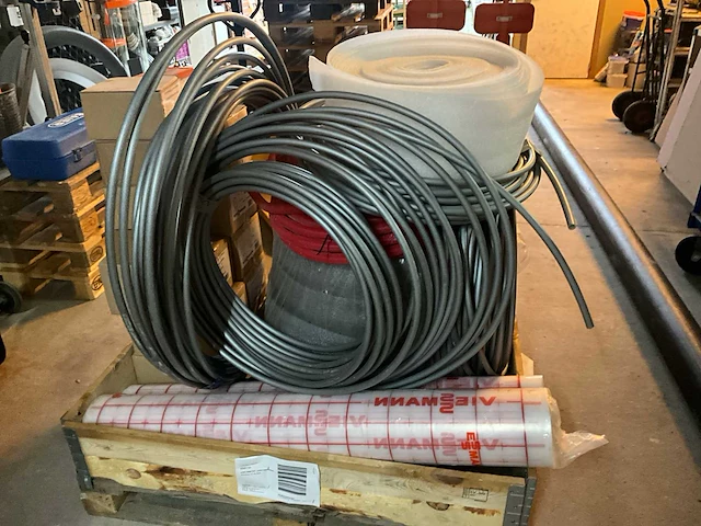 Partij vloerverwarmingsmaterialen viessmann - afbeelding 2 van  9