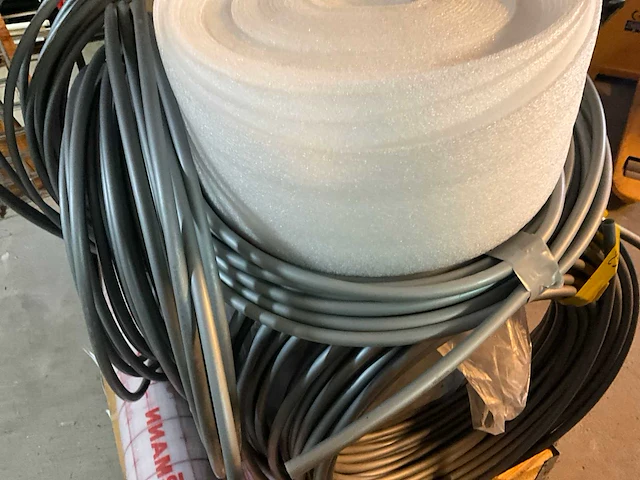 Partij vloerverwarmingsmaterialen viessmann - afbeelding 4 van  9