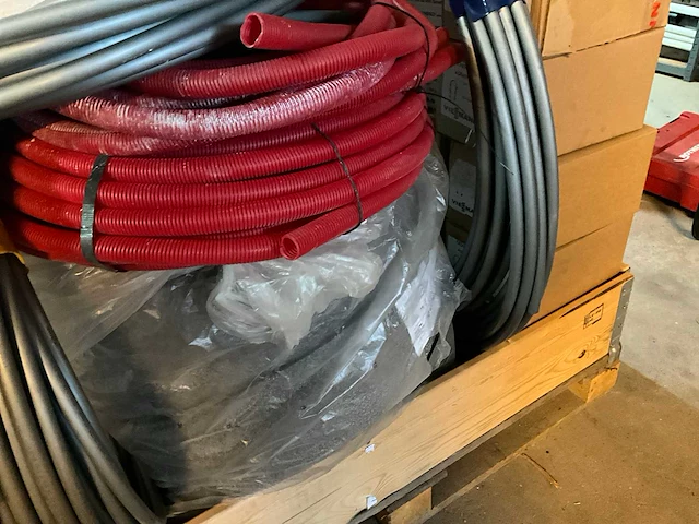 Partij vloerverwarmingsmaterialen viessmann - afbeelding 6 van  9