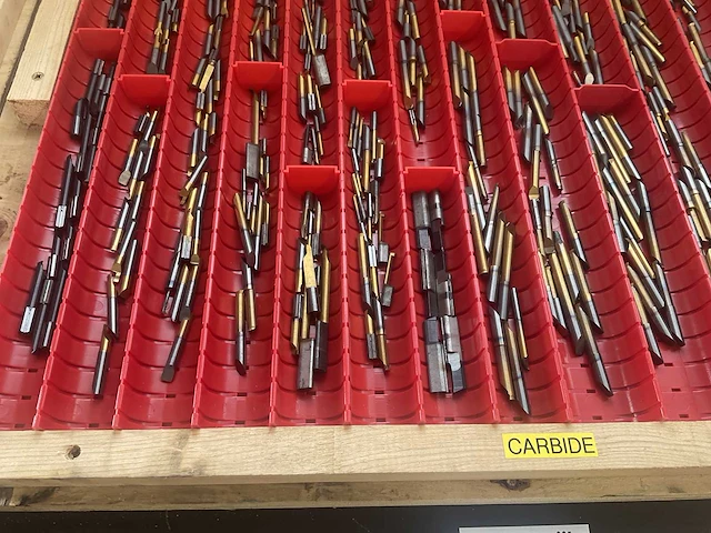 Partij volhardmetalen mini uitdraai/ schroefdraad en groefbeitels - afbeelding 6 van  6