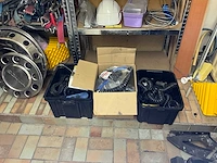 Partij vrachtwagen en opleggeraccessoires - afbeelding 2 van  7