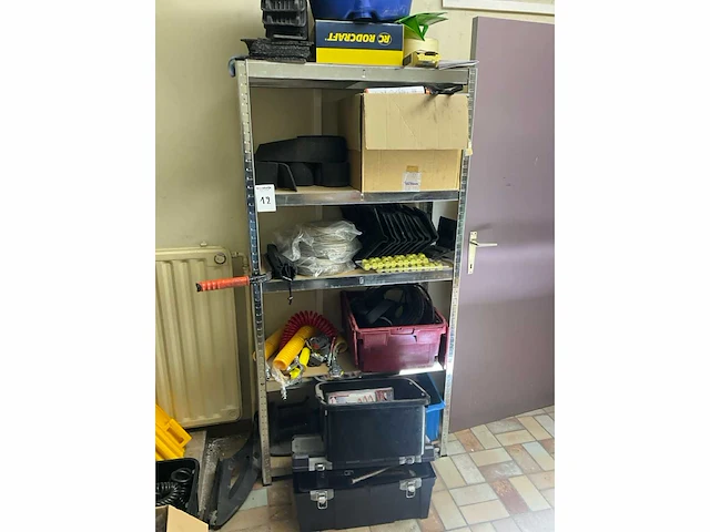 Partij vrachtwagen en opleggeraccessoires - afbeelding 2 van  5
