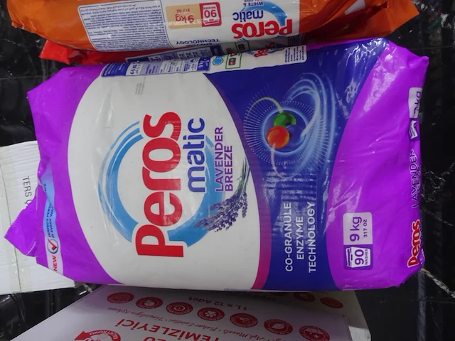Partij wasmiddel + plastic wasbakjes - afbeelding 8 van  10